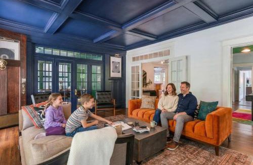 Central Gardens House | Pool Outdoor TV Fire Pit Game Room