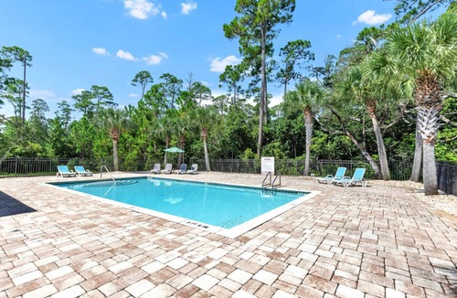 Navarre Villa | Pool, Paddle Boards & BBQ Grill - only 5 miles to the Beach