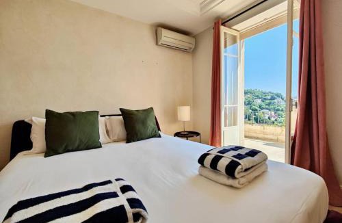 Saint-Jeannet Villa | POOL, Panoramic VIEW Authentic Village Villa