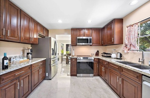 Ponderosa Forest House | Pool Paradise | Yard BBQ | Games WiFi | Sleeps 16