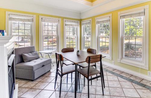Manchester House | Pool, Patio & Putting Green: Manchester Getaway