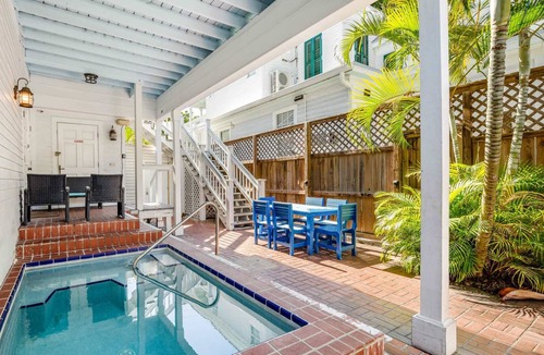 Historic Seaport Apartment | Pool, Pet Friendly, & Near Duval - Sugar Pie Suite