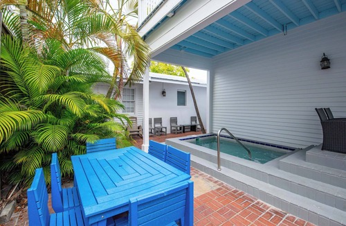 Historic Seaport Apartment | Pool, Pet Friendly, & Near Duval - Sugar Pie Suite