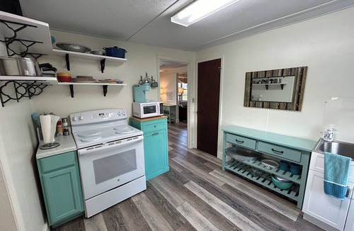 Holly Pond House | Pool & Pool House Rental