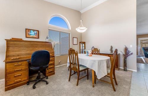 Cottonwoods Crossing House | Pool & Putts