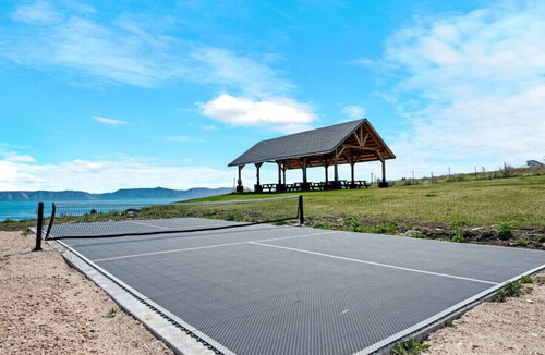 Fish Haven House | Pool, Racquetball, RV, Sauna - Retreats & Events!