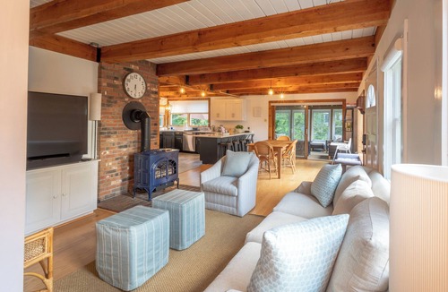 Mashpee Cottage | Pool & Screened Deck! Home 2 Mi to Mashpee Commons