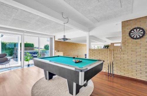 Vaeggerlose House | Pool - Sea view - Jacuzzi