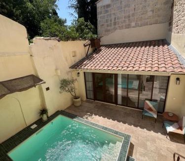 Vallabregues House | Pool Suite