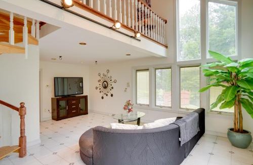 Niskayuna House | Pool Table and Deck Luxury Mansion in Niskayuna!