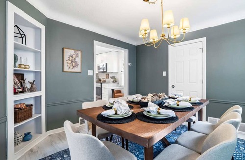 University Heights House | Pool Table - Games - University Circle - Sleeps 8