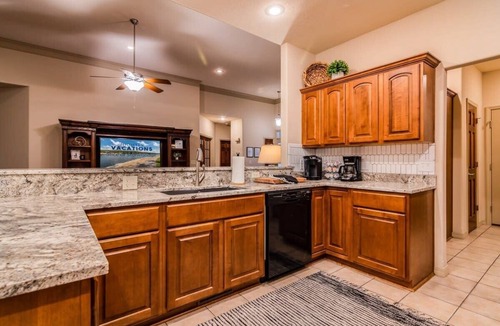 Branson West House | Pool Table! Ping Pong! Arcades! Swimming Pool!