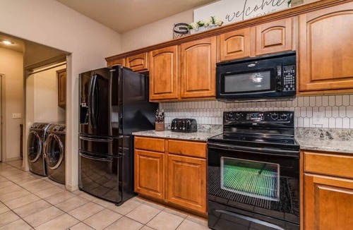 Branson West House | Pool Table! Ping Pong! Arcades! Swimming Pool!