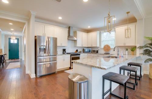 Cooper-Young Historic District House | Pool Table! Walkable Stay in Midtown MEM