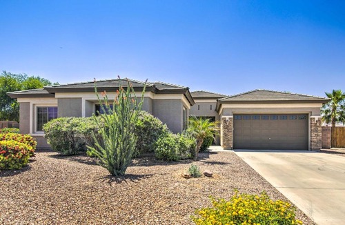Cortina House | Pool Table, Yard & Grill: Luxe Queen Creek Escape