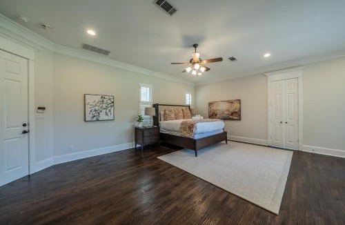 Frisco House | Pool, Theater, Game Room & Massive Private Lawn