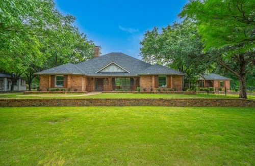 Frisco House | Pool, Theater, Game Room & Massive Private Lawn