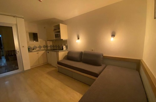 Valescure Apartment | Pool view apartment