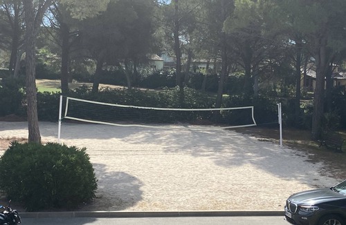 Valescure Apartment | Pool view apartment