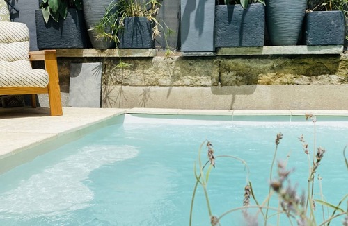 Aspiran Bed & Breakfast | Pool view for 2 people