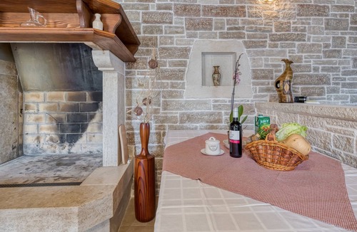 Jezenj House | Pool Villa Frapi - Maslina, Pazin, Croatia