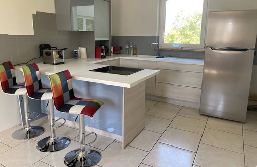 Wolfisheim House | Pool villa in a green setting