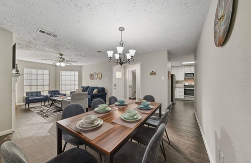 Atascocita House | Pool Villa- Near Airport & Downtown, Fire pit, Foosball