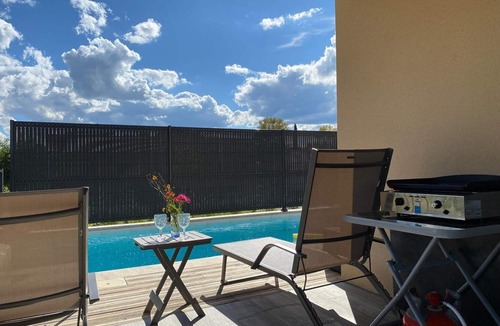Saint-Ambroix House | Pool Villa & Pétanque