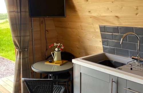 Mortehoe Cabin | Poole farm pods ,Ruby 2 lodge.