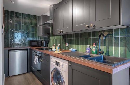 Halghton Cottage | Pools Cottage Studio 13 - The Artist studio