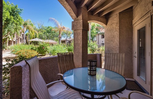 North Scottsdale Condo | Poolside Condo - Prime North Scottsdale - Walk To Shops, Dining And Trails