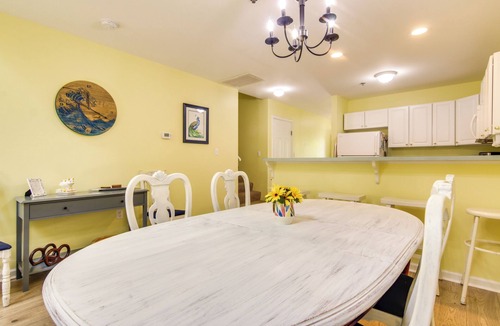 Ocean Pines House | Poolside Fun, Beach Walks! Ocean Pines Coastal Gem