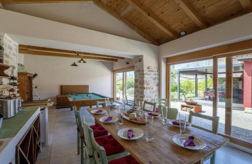 Mofardini Villa | Poolside Grand Retreat Villa