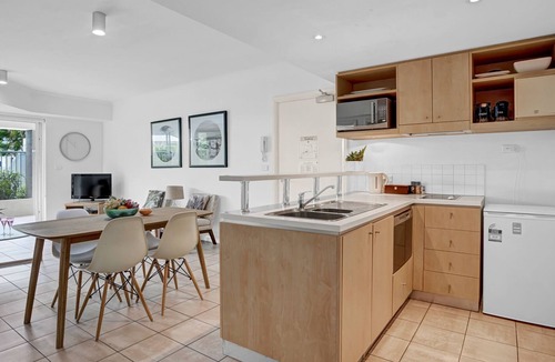 Palm Beach Apartment | Poolside - Iluka - Palm Beach by Beach Stays