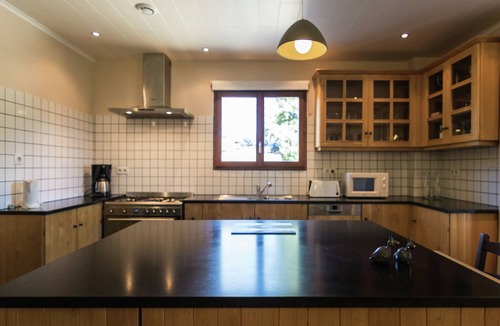 Montignac Villa | Poolside Luxury Villa in Montignac