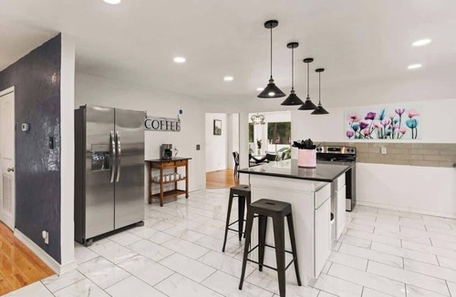 Brunswick House | Poolside Oasis - Ask about snowbird specials!