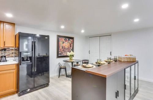 Lewisburg House | Poolside Oasis close to Bucknell