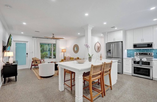 Fort Lauderdale House | Poolside Palms Villa 🌴 Resort-Style Pool | Near Beach 🏖️