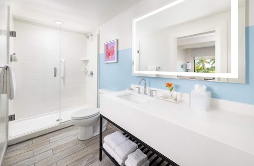 New Town Hotel | Poolside Paradise l Fire Pits, Lawn Games, Live Music & Endless Fun