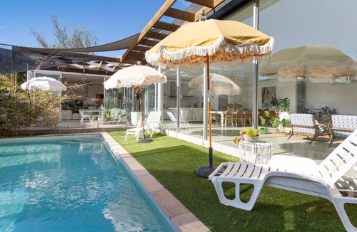 Mount Eliza House | POOLSIDE PARADISE - MOUNT ELIZA