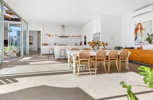 Mount Eliza House | Poolside Paradise Mount Eliza