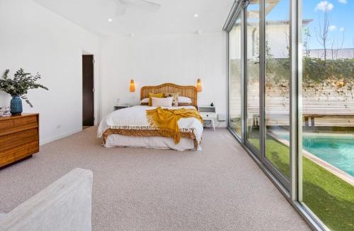 Mount Eliza House | Poolside Paradise Mount Eliza