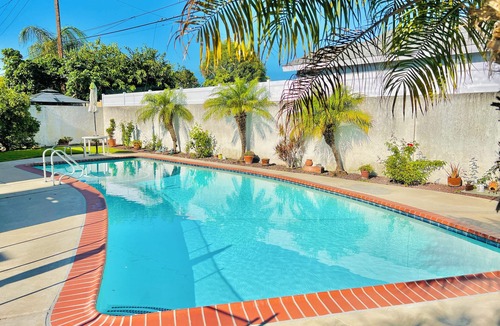 Midway City House | Poolside Paradise Single Family 3BA Disney Home