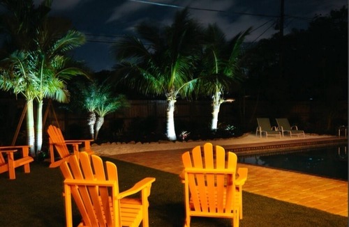 West Bradenton House | Poolside Paradise, Your backyard oasis!