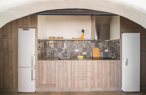 Coveta Fuma Villa | Poolside Stay with Ocean Views