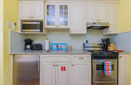 Downtown Villa | Poolside Studio Villa Steps from Duval!