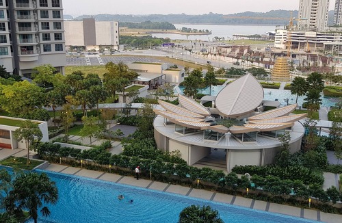 Iskandar Puteri Condo | PoolView Studio near Legoland @Puteri Harbour