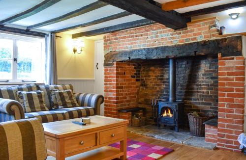 Cadnam House | Poona Cottage