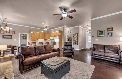 Granite Shoals House | Pop's Place: Private Pool & Lake Access!