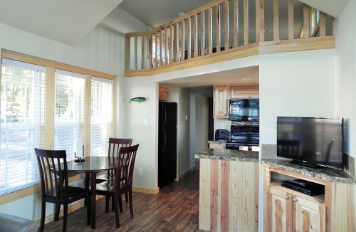 Alba Hotel | Pope's Landing Marina